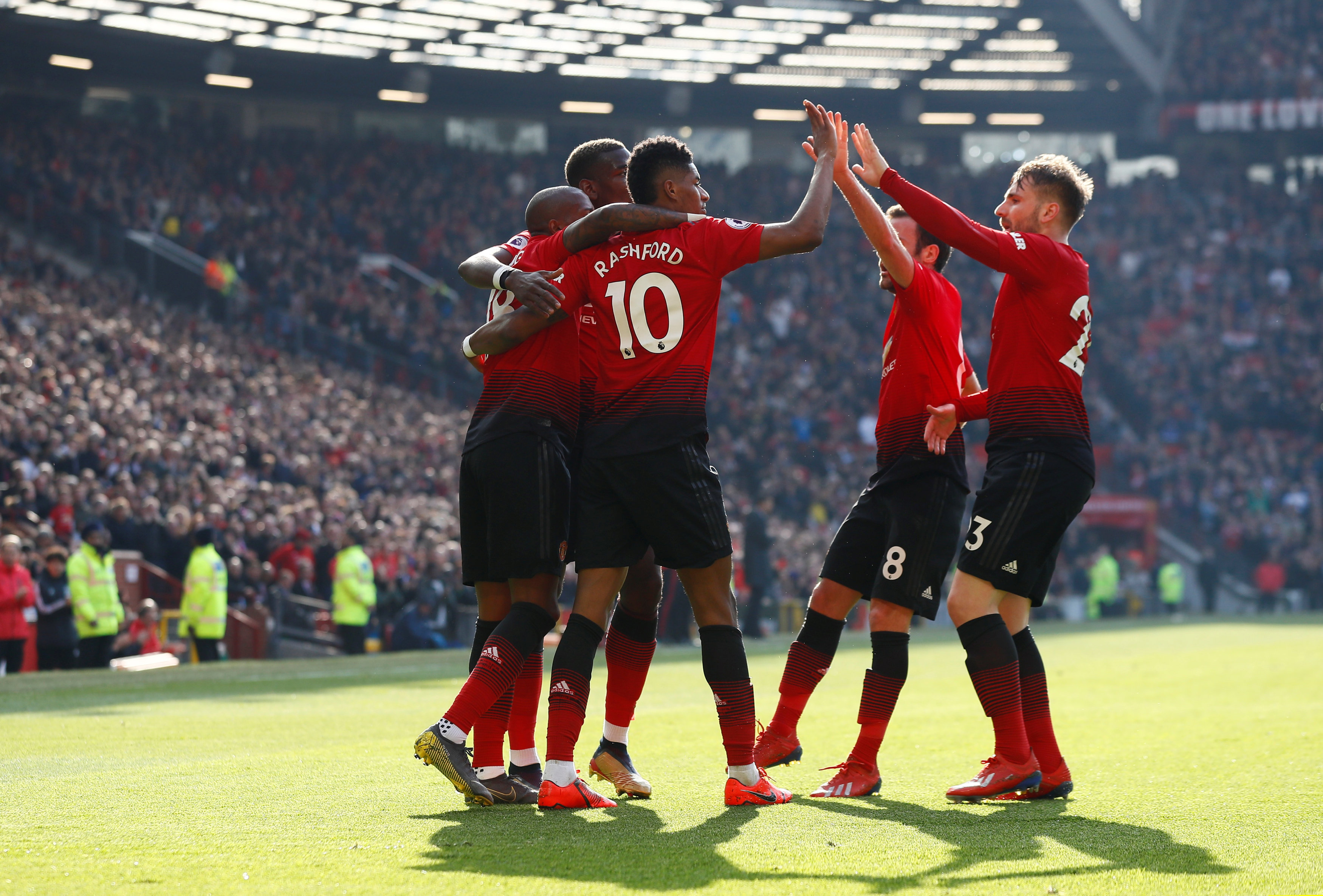 他的表现完 他的表现完